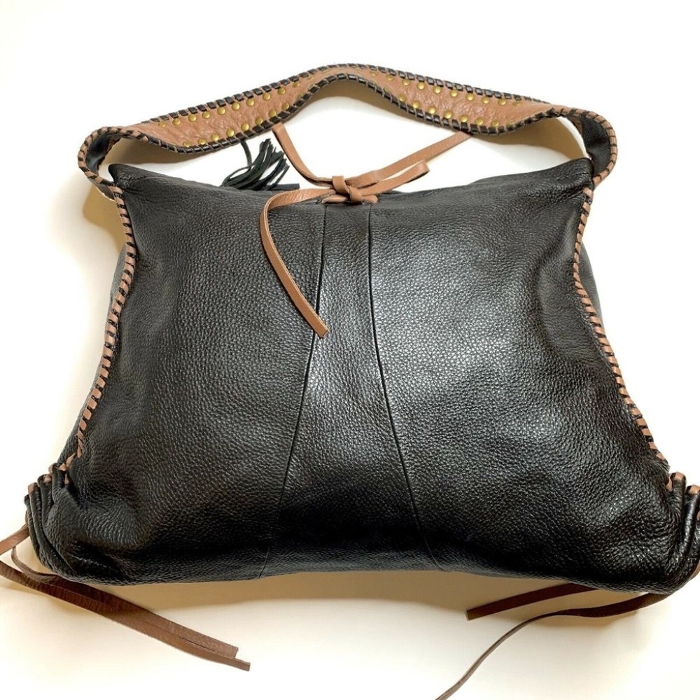 MUXO by Camila Alves Leather Hobo Shoulder Bag